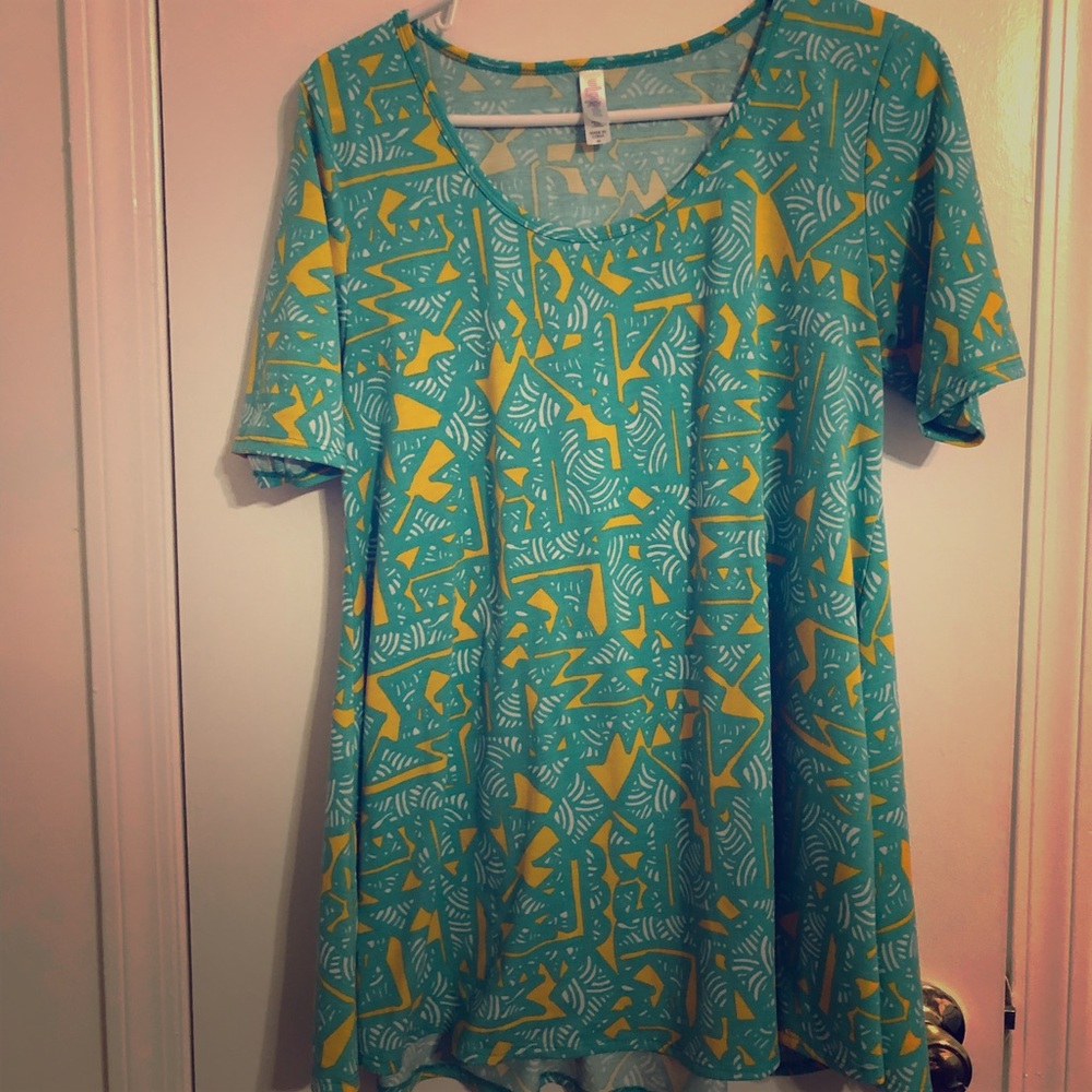 LuLaRoe Perfect Tee Size Medium Turquoise Yellow